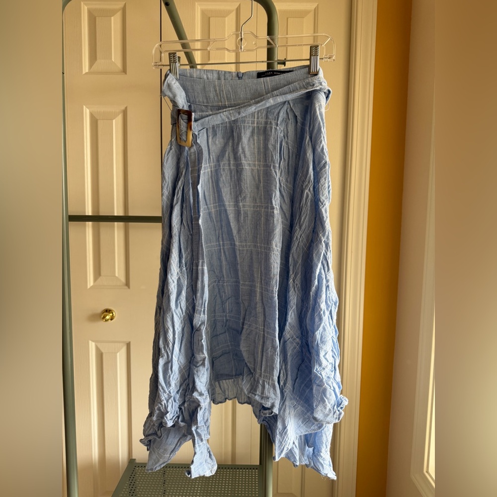 Breezy Zara asymmetrical linen skirt